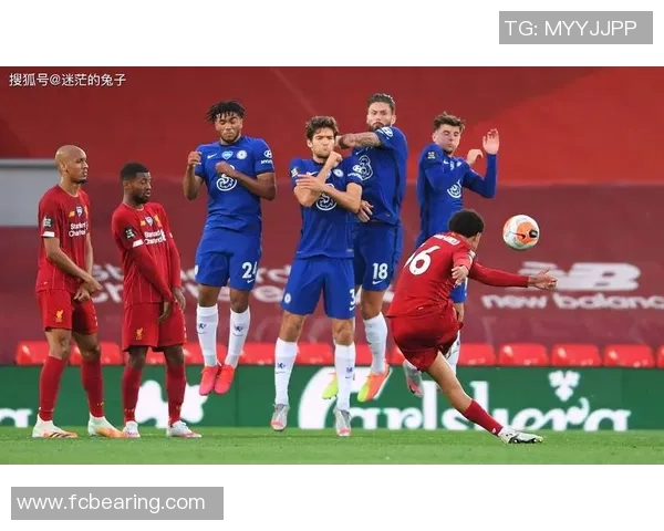 世界杯精彩对决巴黎圣日耳曼与利物浦战成平局乌龙球引发全场热议