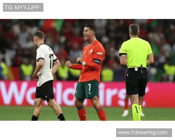 中超精彩对决巴黎圣日耳曼完胜本菲卡神扑时刻引发全场热烈反响