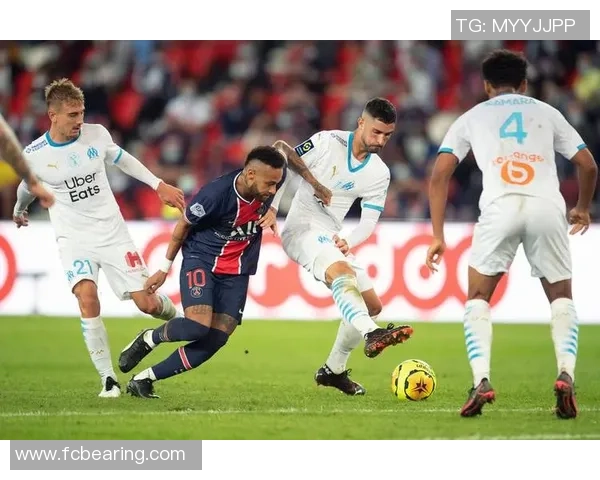 德甲焦点战曼城与巴黎圣日耳曼激战成平局全场沸腾瞬间回顾