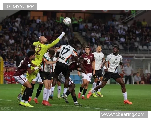 意甲精彩对决里昂与曼联战成平局绝杀瞬间引发全场沸腾