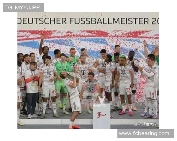 欧联杯曼联大胜热刺战术解析与比赛精彩瞬间回顾