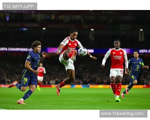 德甲激战巴黎圣日耳曼小胜阿森纳红牌事件引发全场热议与战术解析 德甲激战巴黎圣日耳曼小胜阿森纳红牌事件引发全场热议与战术解析