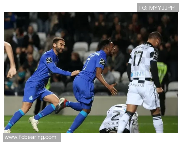 西甲赛场惊现冷门本菲卡与波尔图激战成和精彩集锦回顾 西甲赛场惊现冷门本菲卡与波尔图激战成和精彩集锦回顾