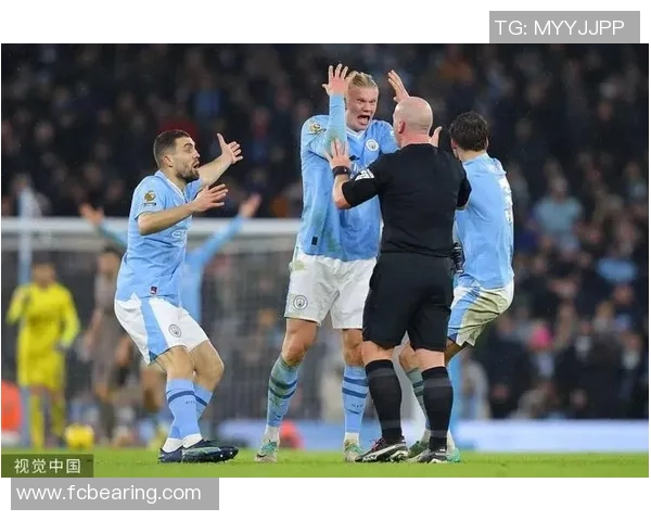 德甲热刺大胜巴萨引发争议判罚全场沸腾瞬间回顾 德甲热刺大胜巴萨引发争议判罚全场沸腾瞬间回顾