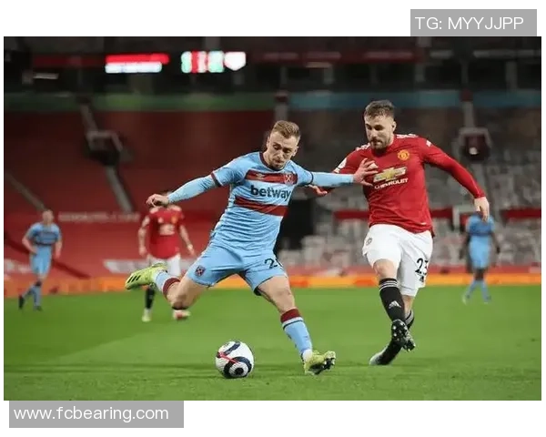 曼城与利物浦友谊赛激战四三点球大战引发全场狂欢与战术解析 曼城与利物浦友谊赛激战四三点球大战引发全场狂欢与战术解析