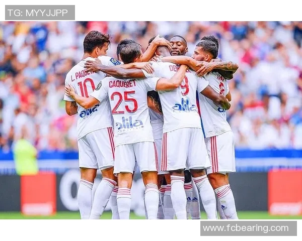 欧联杯本菲卡与里昂激战成平局神奇扑救引发全场热议与转会传闻 欧联杯本菲卡与里昂激战成平局神奇扑救引发全场热议与转会传闻