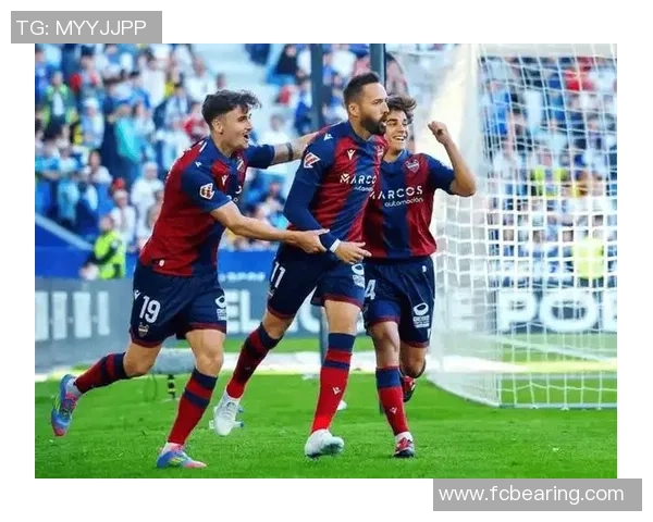 西甲焦点战平：拜仁与皇马激战成和引发全场热议