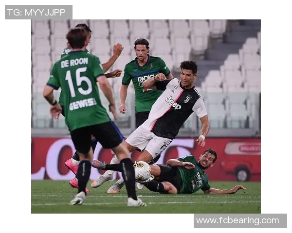 意甲焦点战巴萨小胜尤文图斯乌龙球引发争议判罚全场沸腾