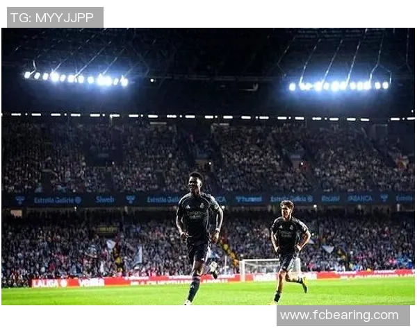 西甲焦点战皇马逆转那不勒斯乌龙球成比赛转折点引发全场热议